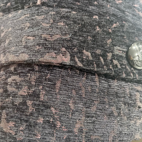 Velvet Jacket - Picture 5 of 6